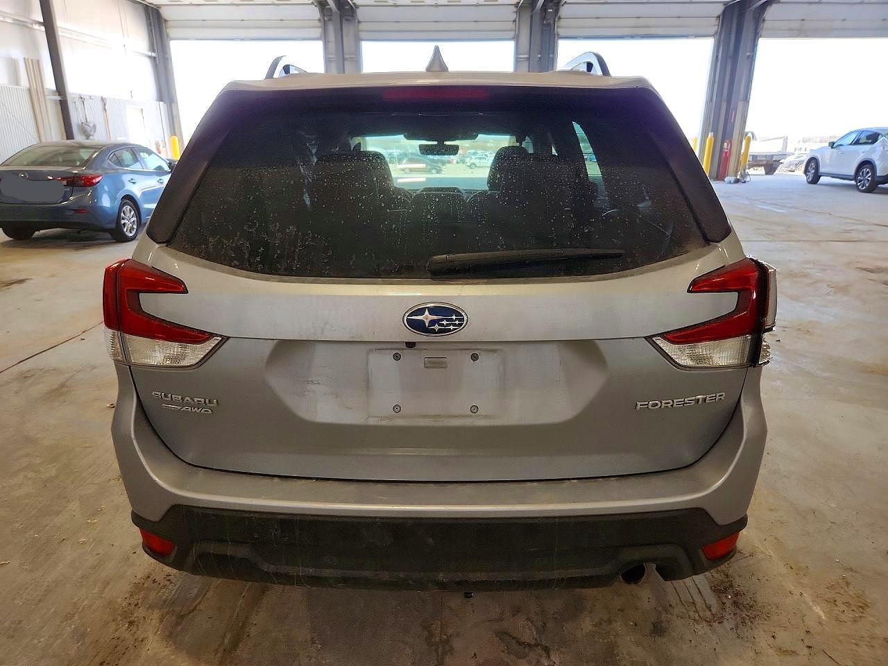 2022 Subaru Forester Limited - zdjęcie 6