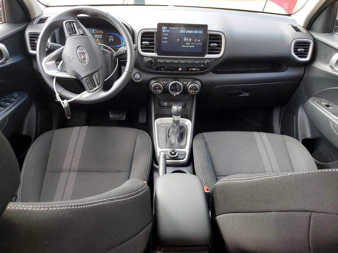 2024 Hyundai Venue Sel - zdjęcie 8