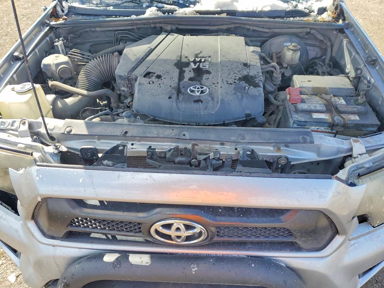 2015 Toyota Tacoma V6 - zdjęcie 11
