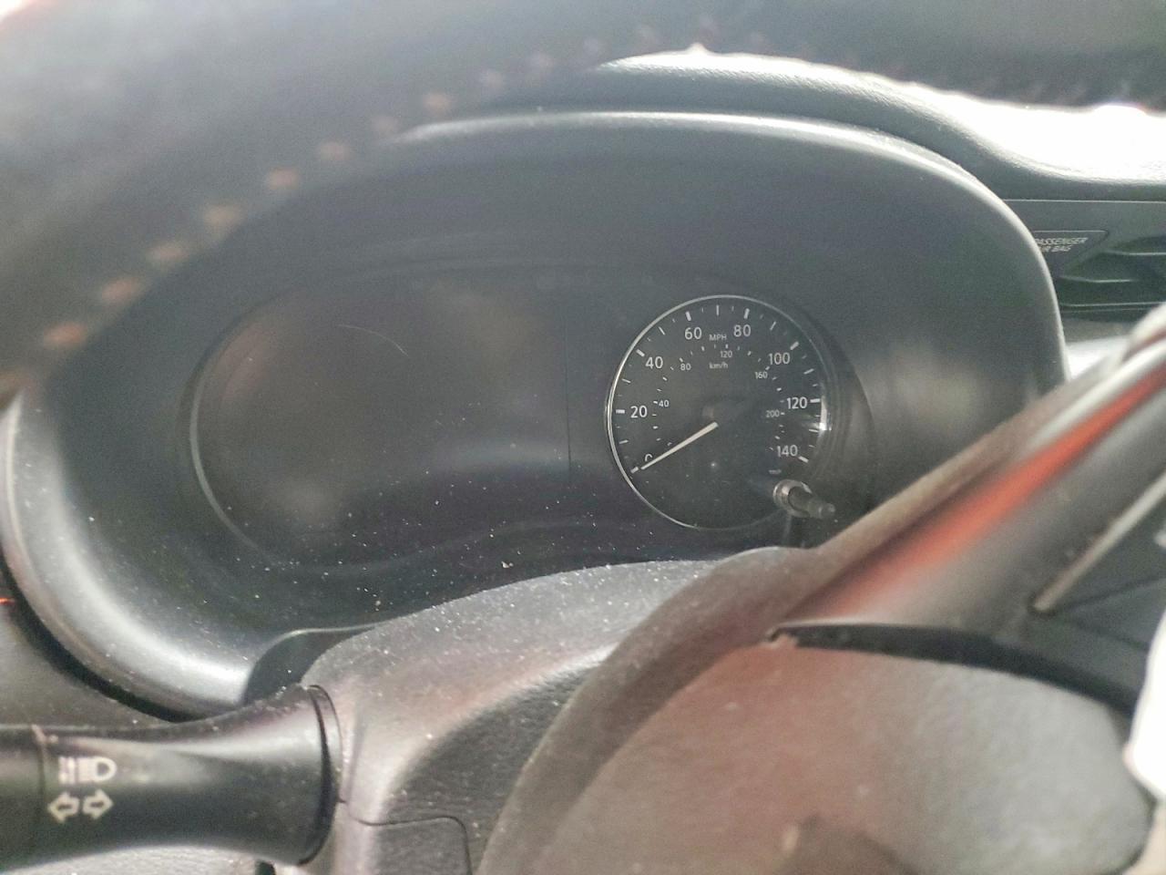 2021 Nissan Kicks Sr - zdjęcie 9