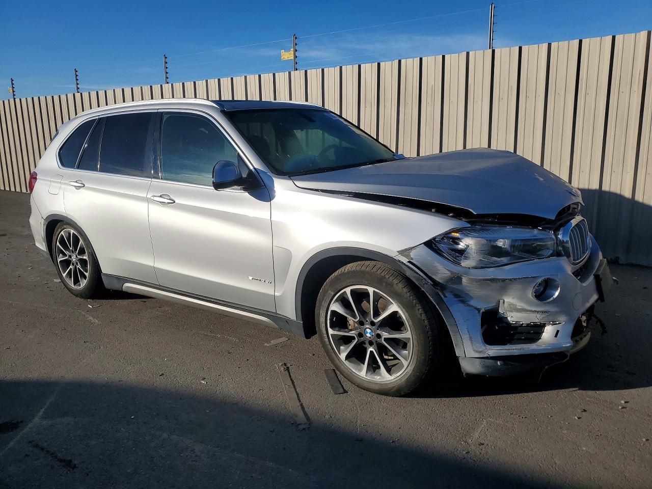 2017 BMW X5 Sdrive35I - zdjęcie 4