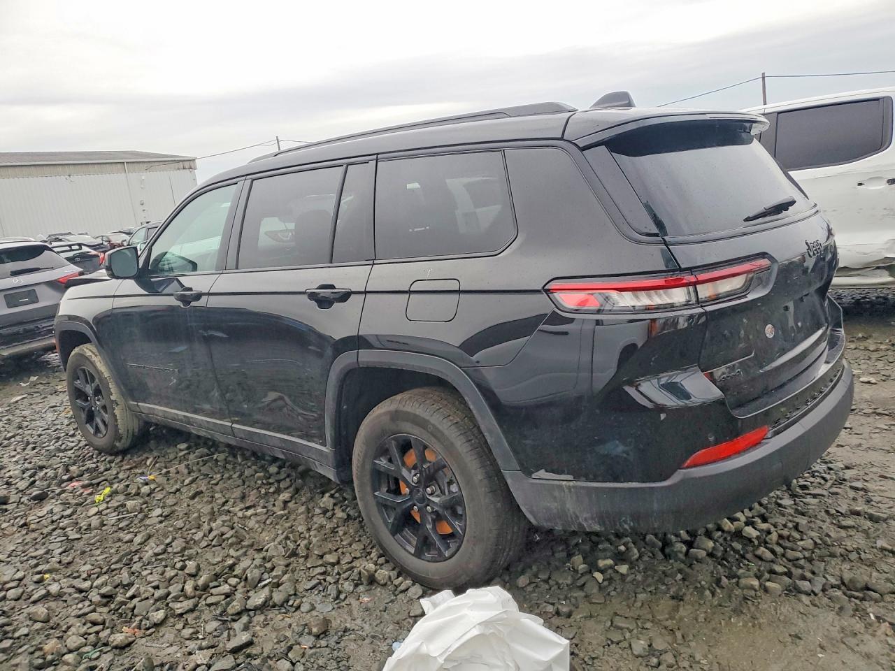 2025 Jeep Grand Cherokee L Laredo - zdjęcie 2