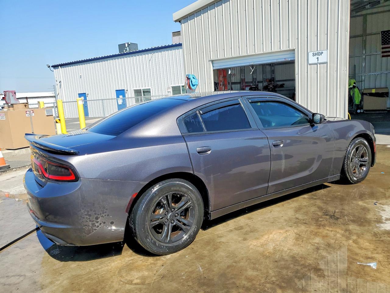 2015 Dodge Charger Se - zdjęcie 3