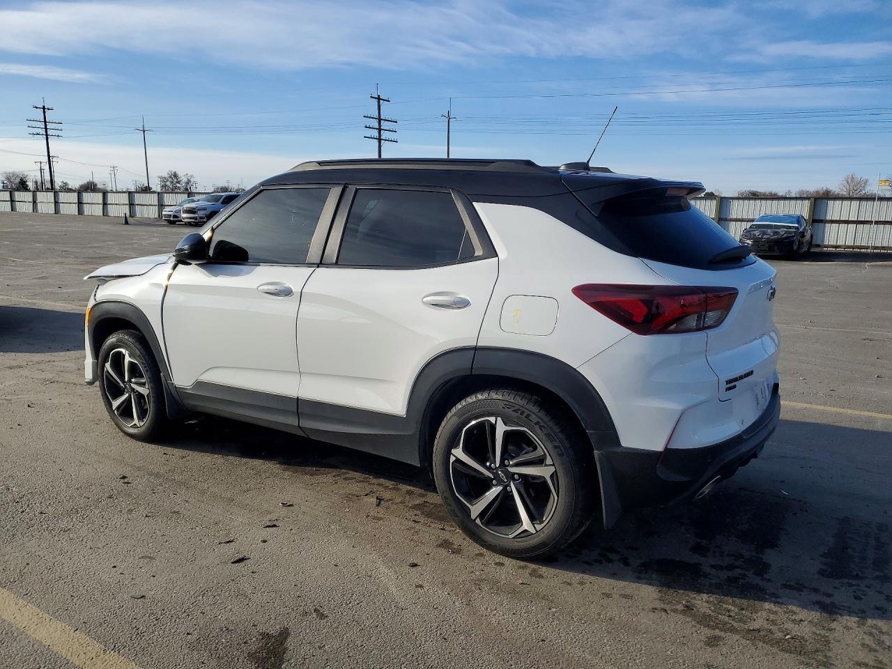 2021 Chevrolet Trailblazer Rs - zdjęcie 2