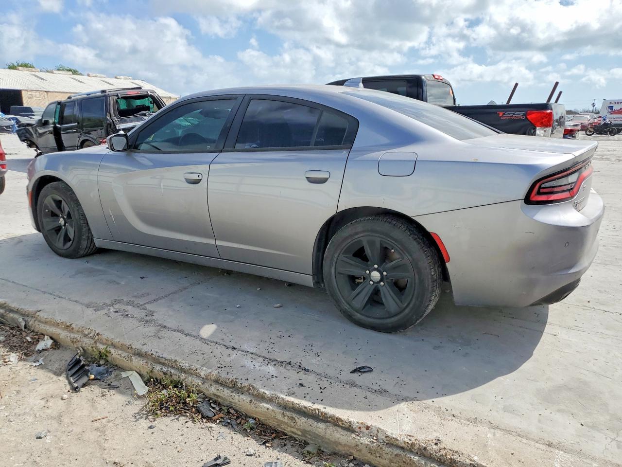 2018 Dodge Charger Sxt Plus - zdjęcie 2