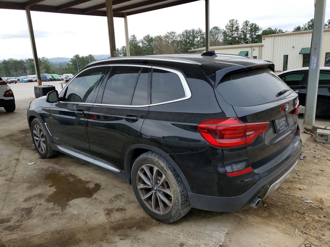 2018 BMW X3 xDrive30I - zdjęcie 2