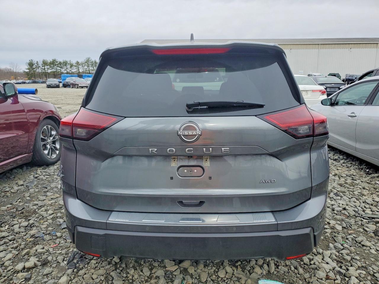 2025 Nissan Rogue Sv - zdjęcie 6