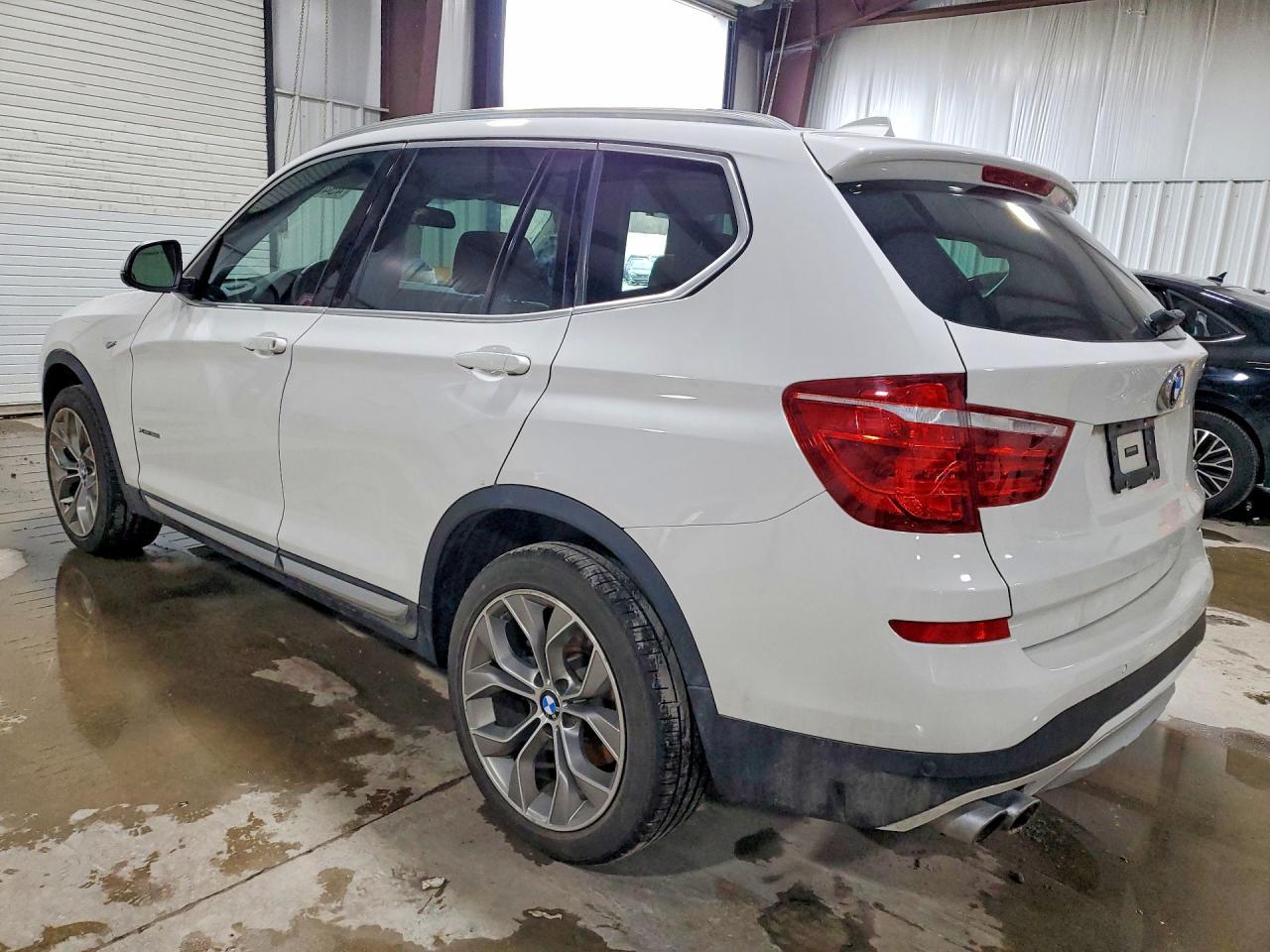 2017 BMW X3 xDrive28I - zdjęcie 2