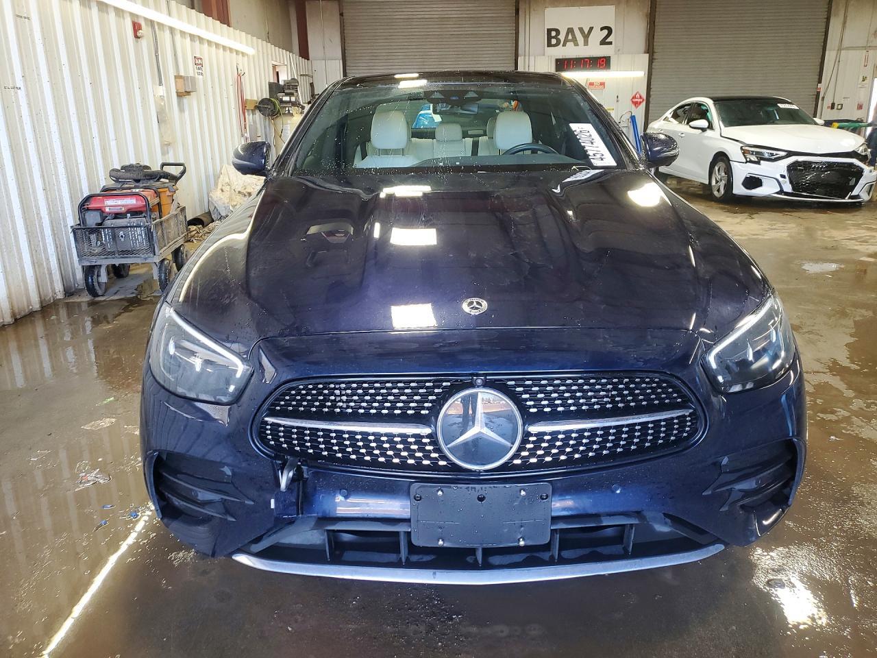 2023 Mercedes-Benz E 350 4Matic - zdjęcie 5