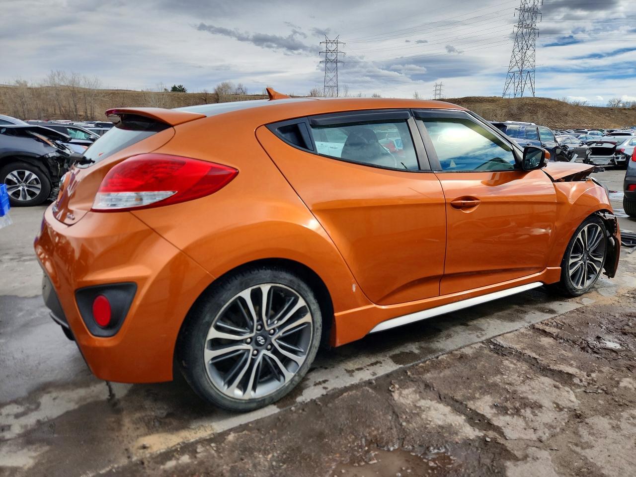 2016 Hyundai Veloster Turbo - zdjęcie 3