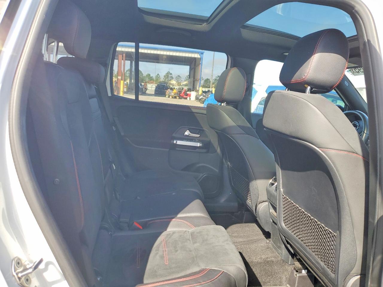 2020 Mercedes-Benz Glb 250 - zdjęcie 11