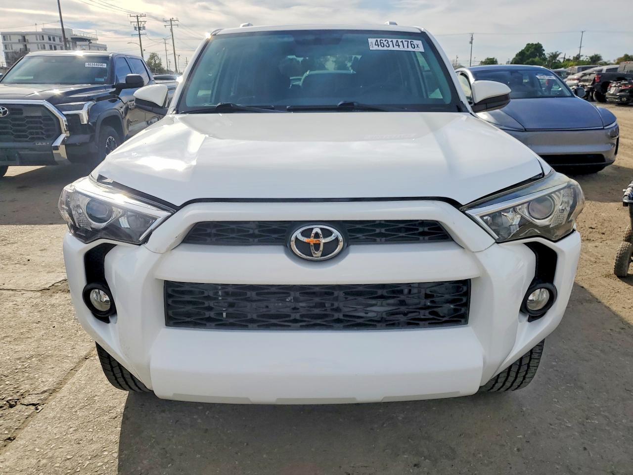 2018 Toyota 4Runner Sr5 - zdjęcie 5