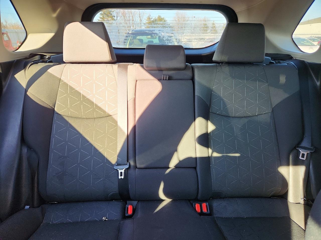 2022 Toyota Rav4 Hybrid Xle - zdjęcie 10