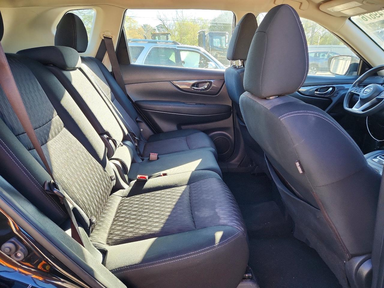 2018 Nissan Rogue S - zdjęcie 11