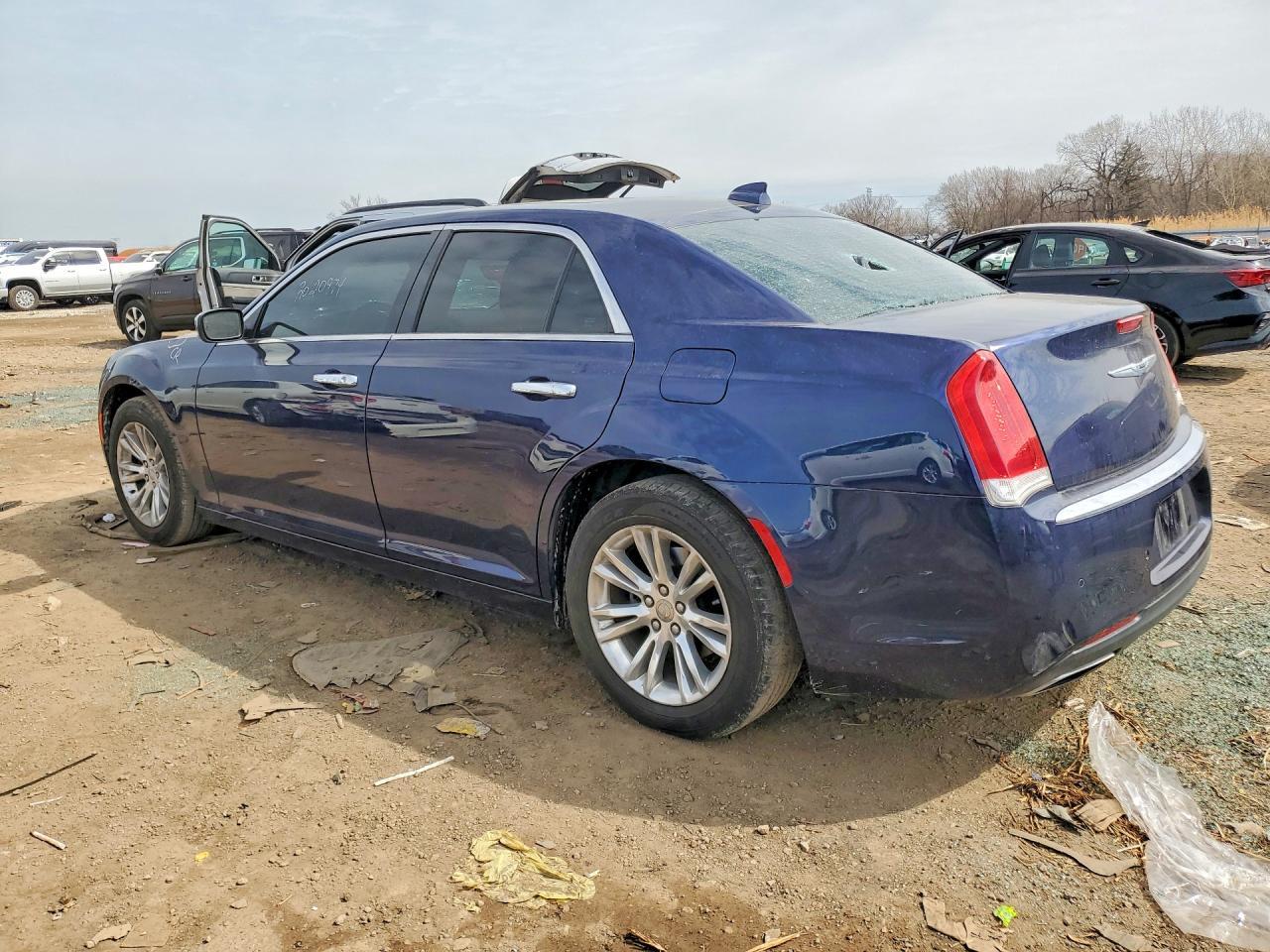 2016 Chrysler 300C - zdjęcie 2