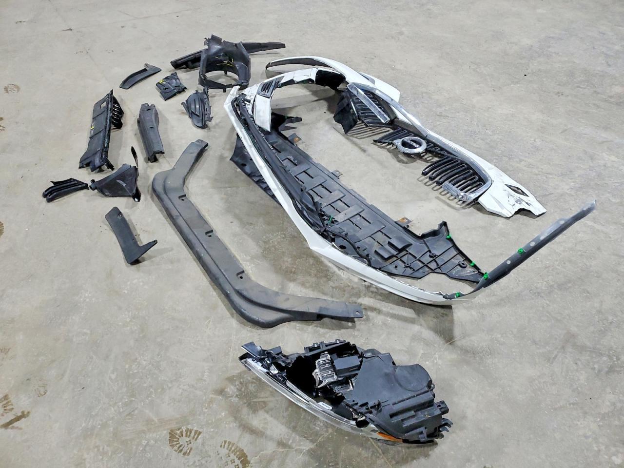 2020 Volvo Xc60 T8 Momentum - zdjęcie 13