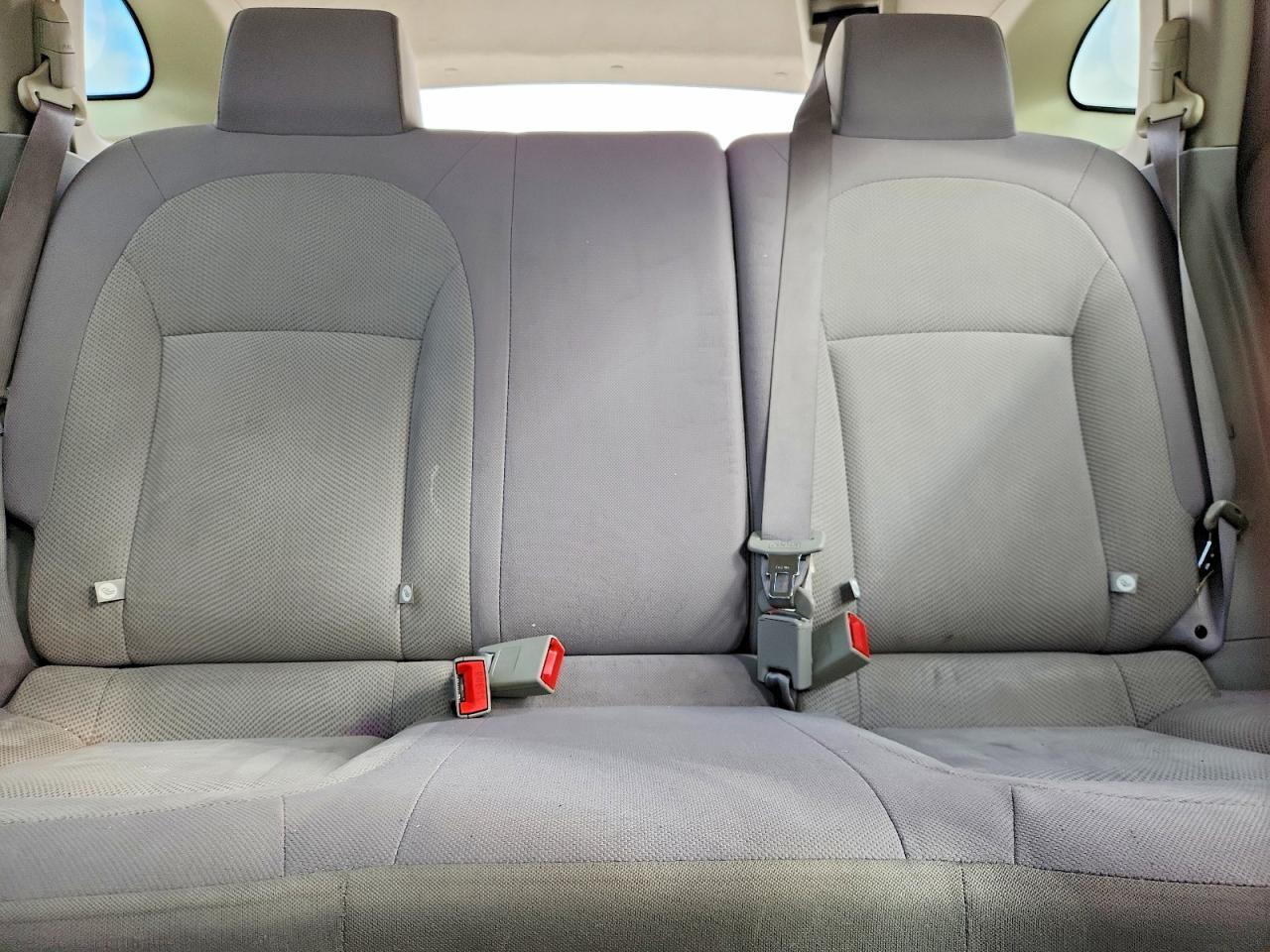 2013 Nissan Rogue S - zdjęcie 10