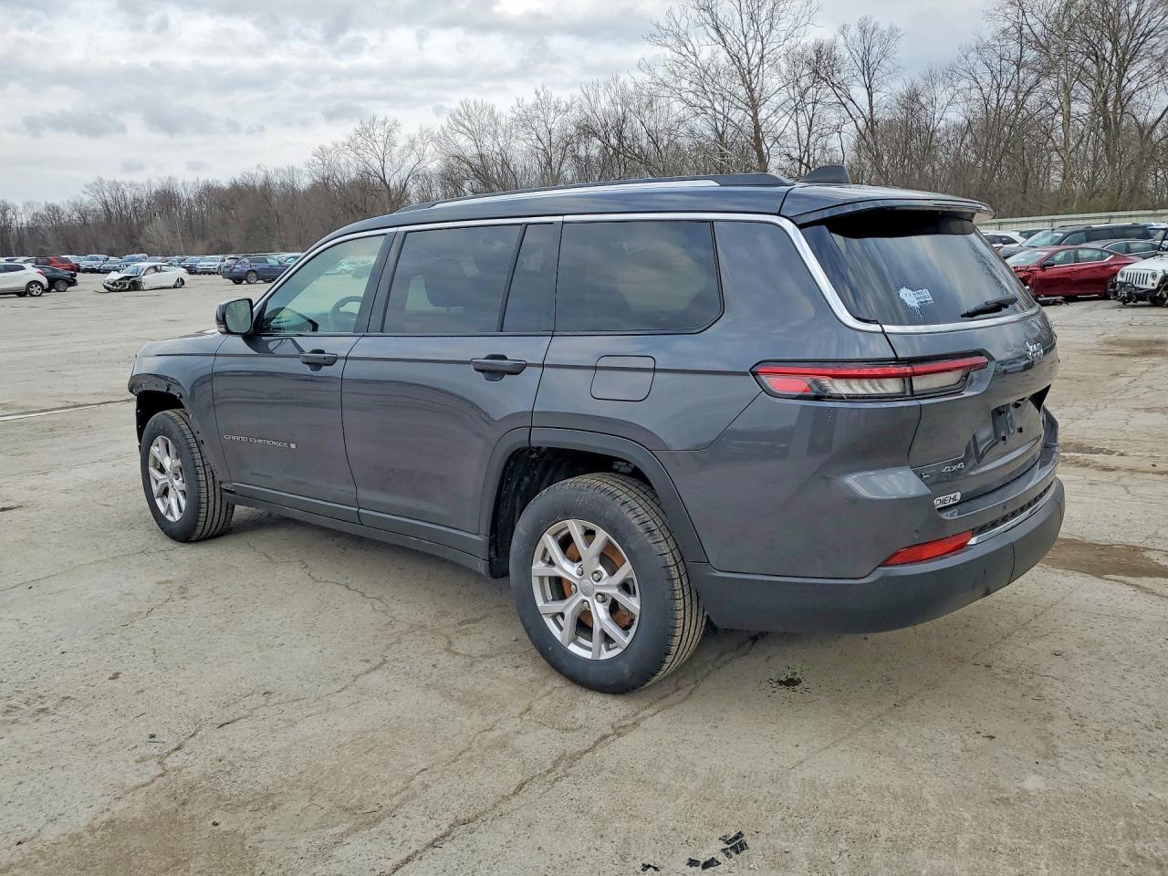 2022 Jeep Grand Cherokee L Limited - zdjęcie 2