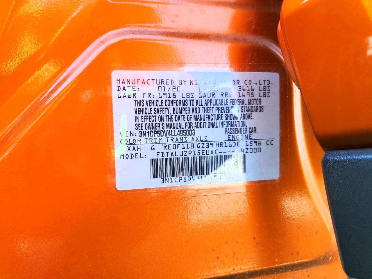 2020 Nissan Kicks Sr - zdjęcie 12