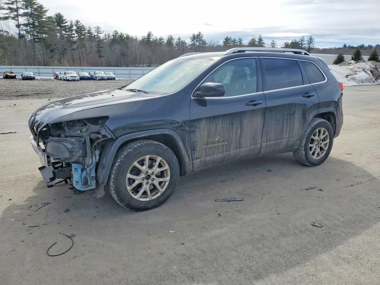 2015 Jeep Cherokee Latitude - zdjęcie główne