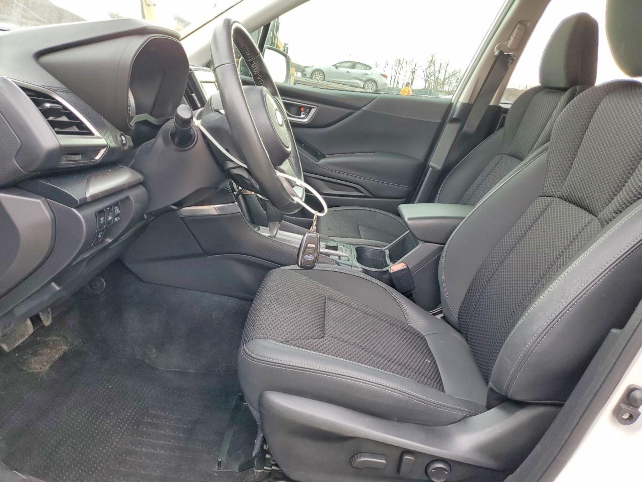 2024 Subaru Forester Premium - zdjęcie 7
