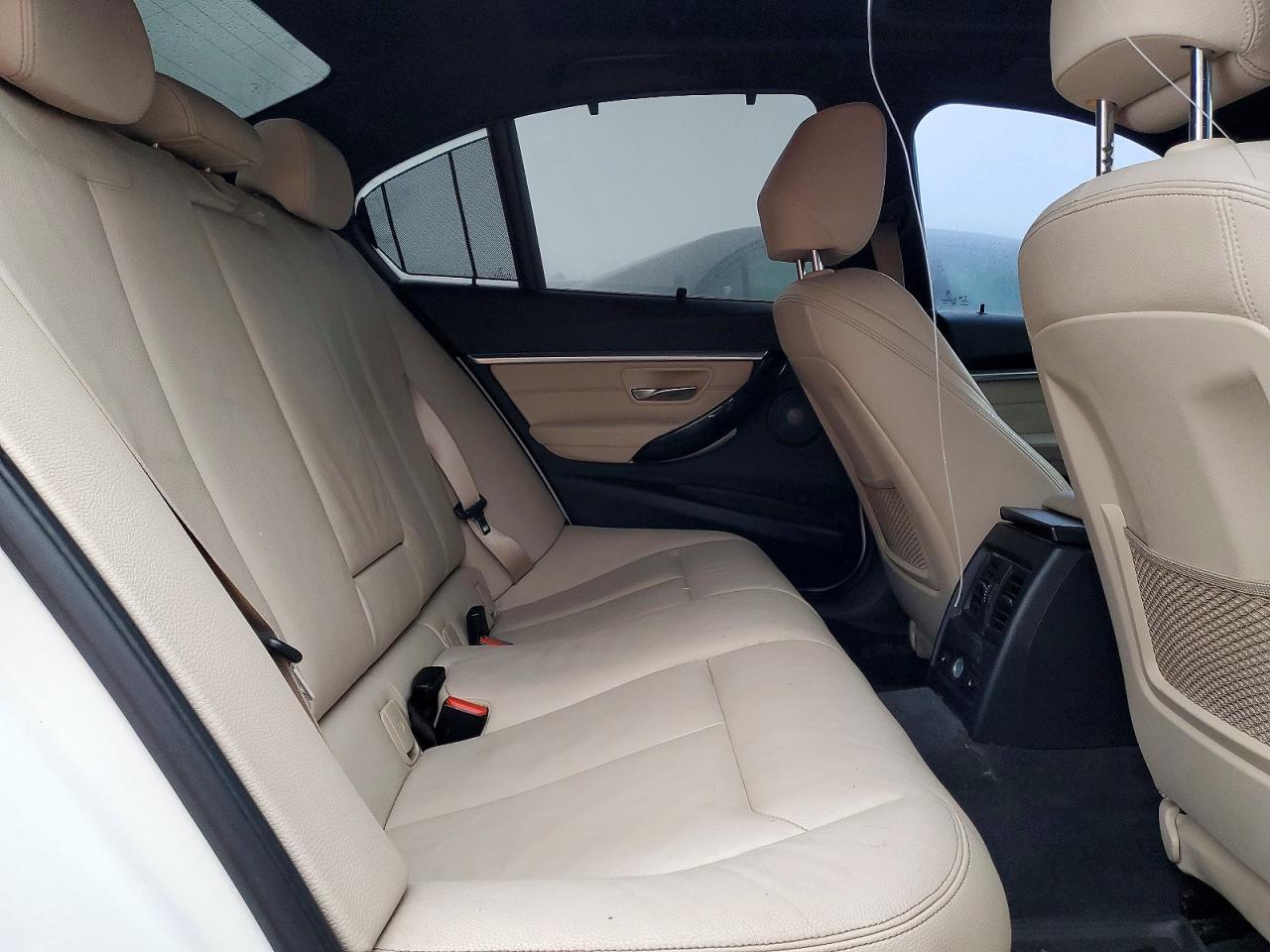 2018 BMW 340 Xi - zdjęcie 10