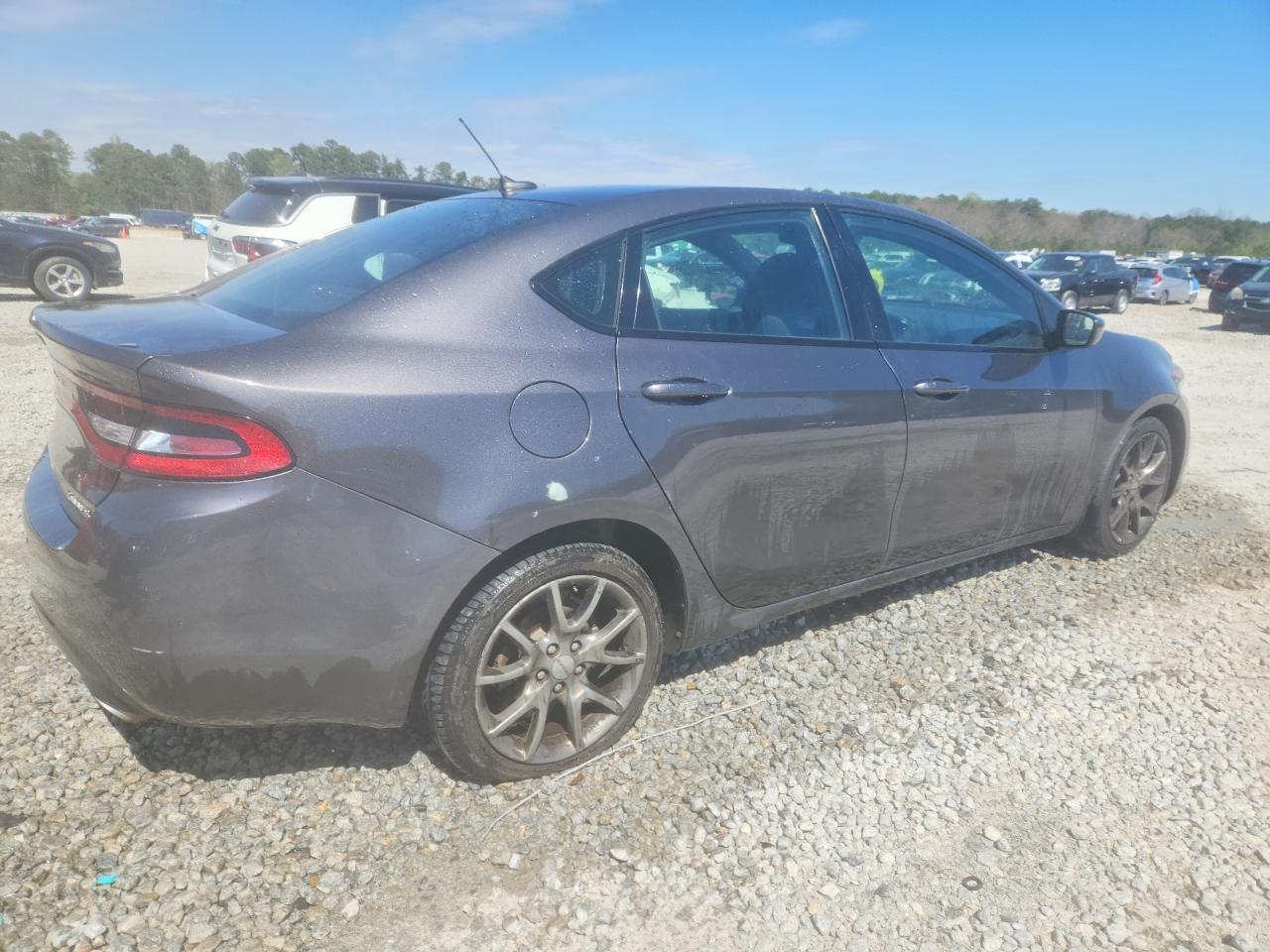 2015 Dodge Dart Sxt - zdjęcie 3