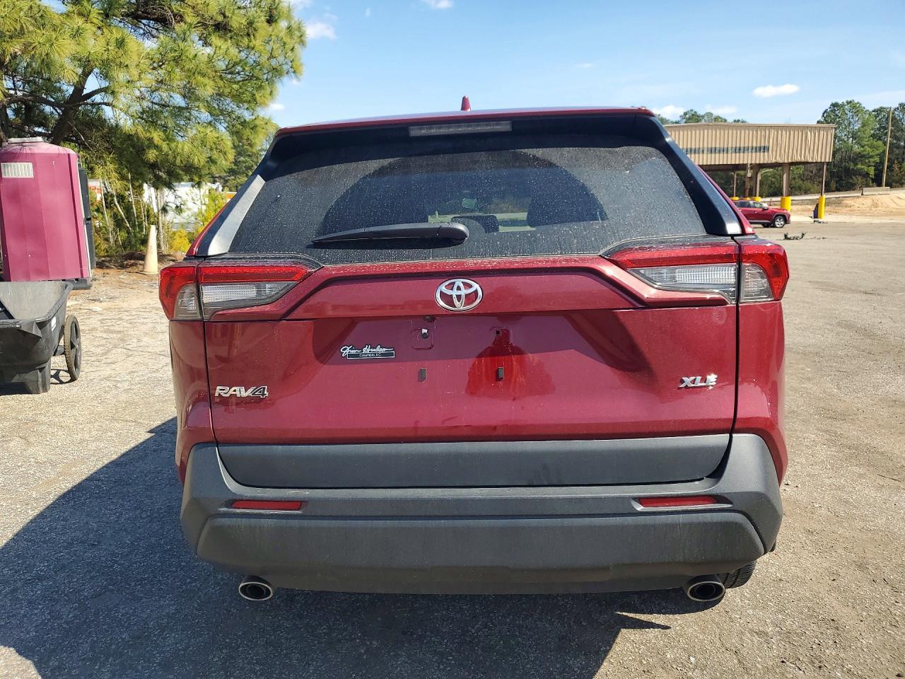 2024 Toyota Rav4 Xle Premium - zdjęcie 6