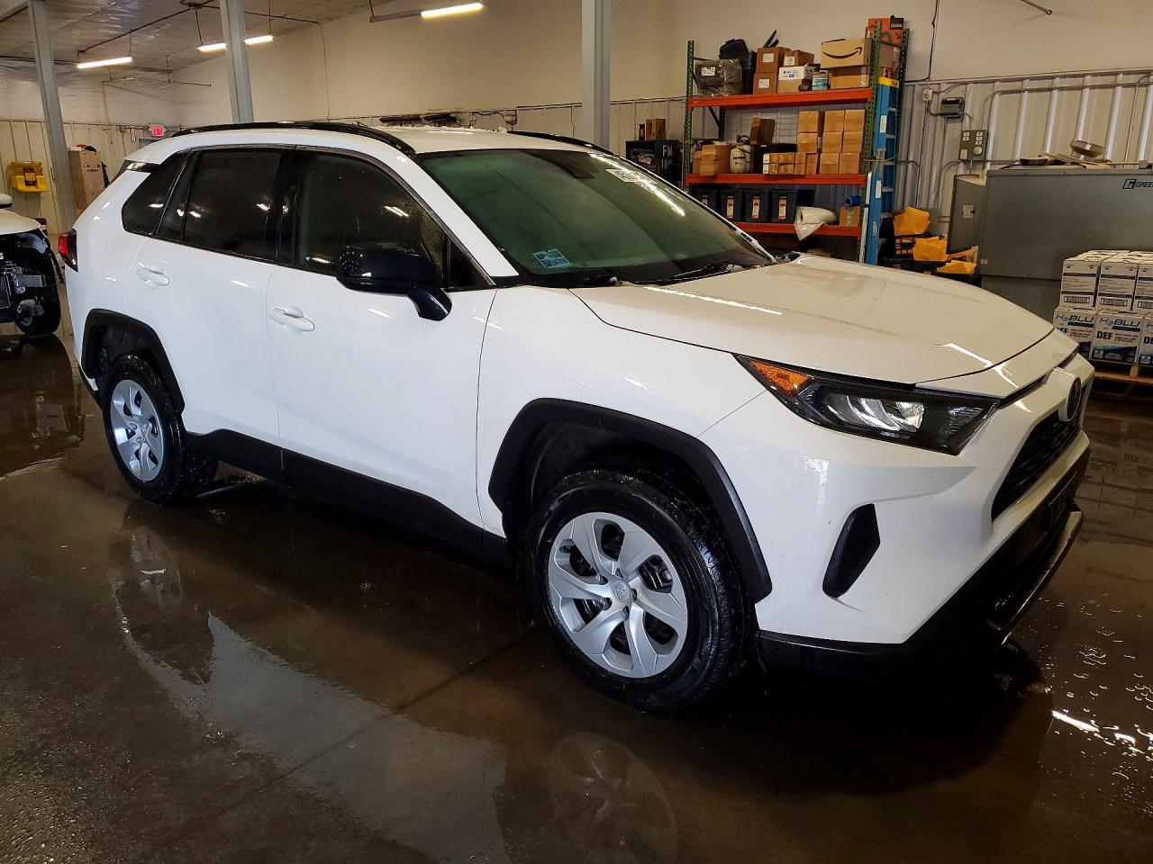 2019 Toyota Rav4 Le - zdjęcie 4
