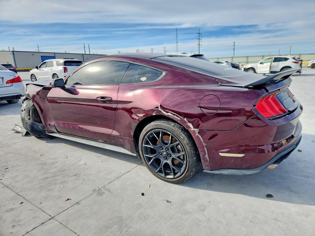 2018 Ford Mustang - zdjęcie 2