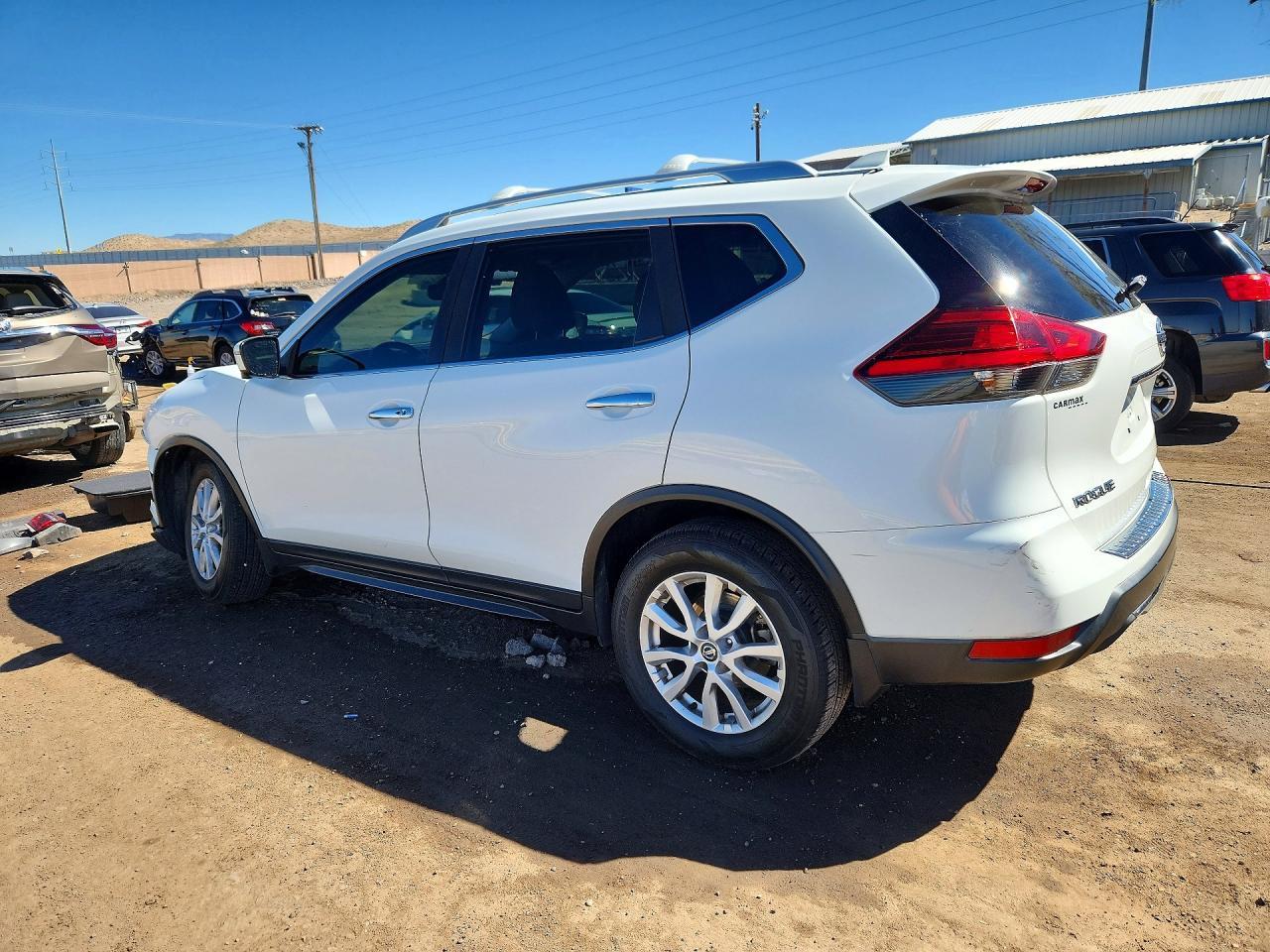 2017 Nissan Rogue Sv - zdjęcie 2