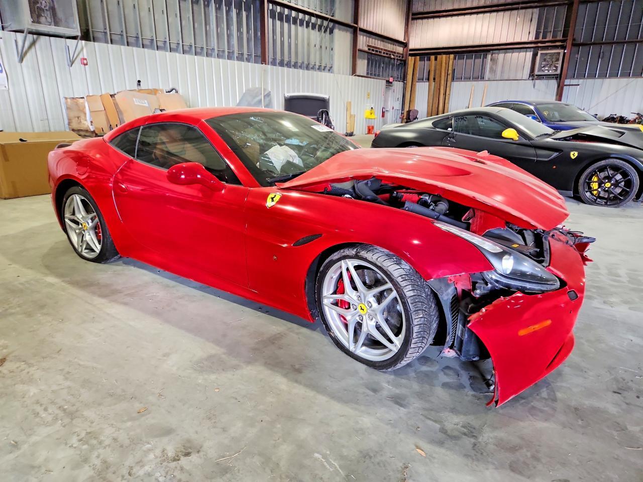 2015 Ferrari California T - zdjęcie 4