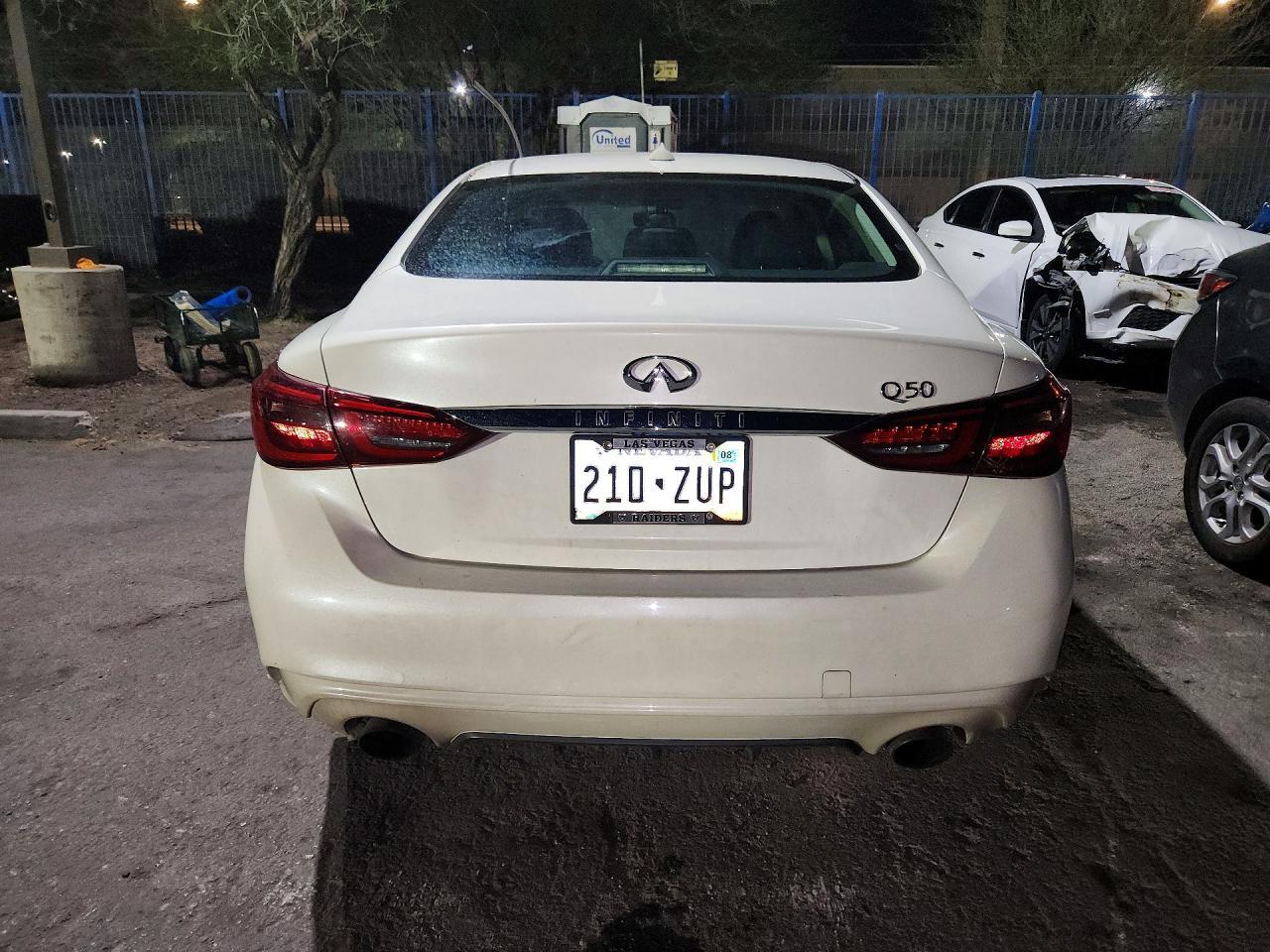 2018 Infiniti Q50 3.0T Luxe - zdjęcie 6