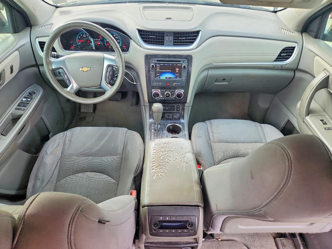 2015 Chevrolet Traverse Lt - zdjęcie 8
