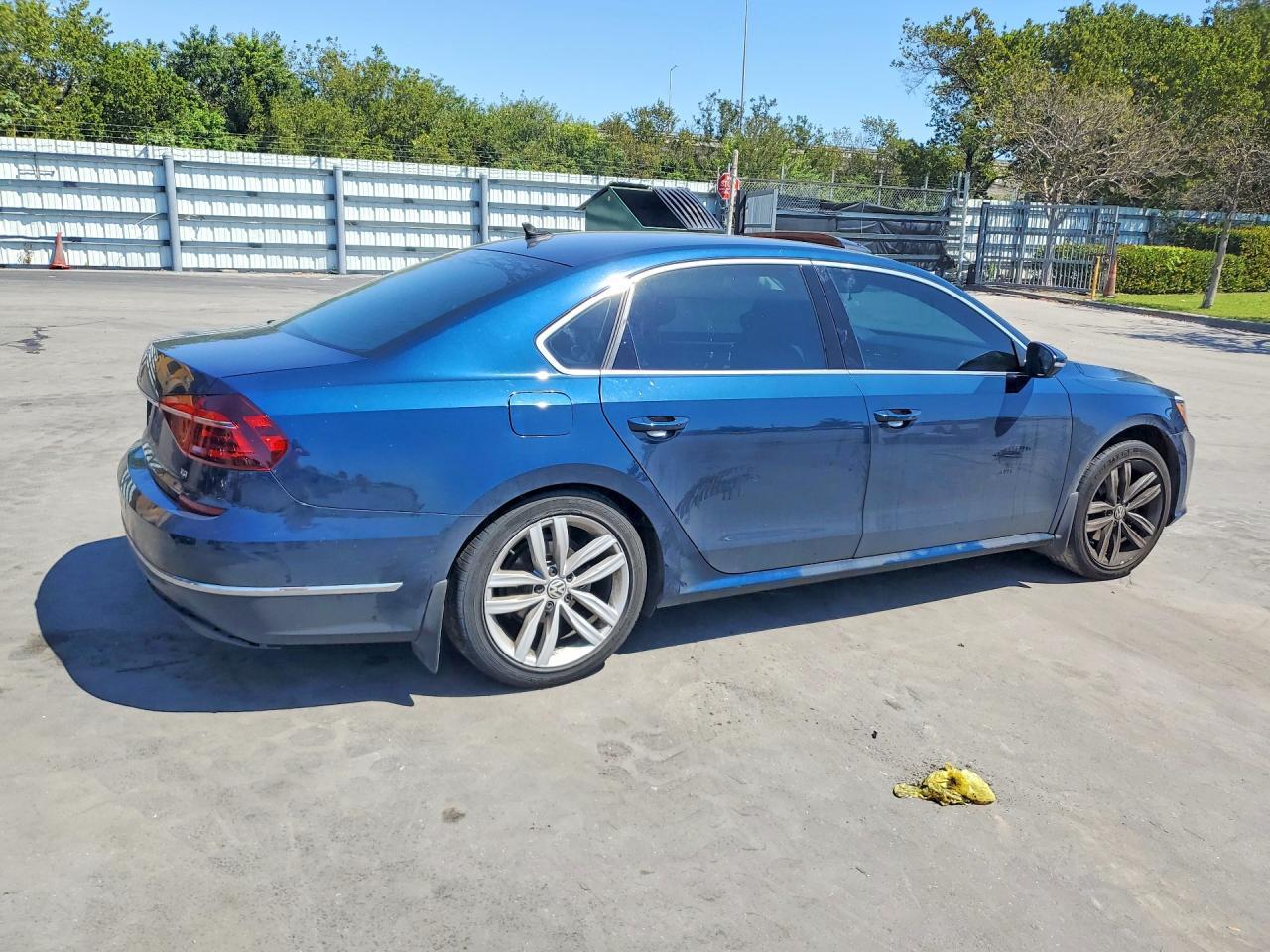 2018 Volkswagen Passat Se - zdjęcie 3