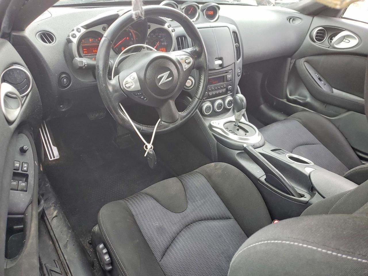 2015 Nissan 370Z Base - zdjęcie 8