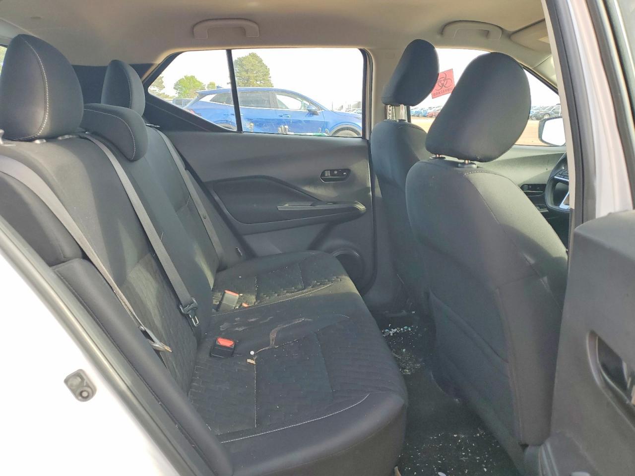 2021 Nissan Kicks S - zdjęcie 10