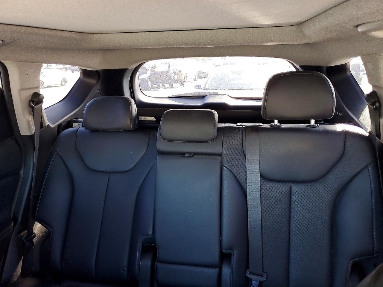 2019 Hyundai Santa Fe Ultimate 2.4L - zdjęcie 10