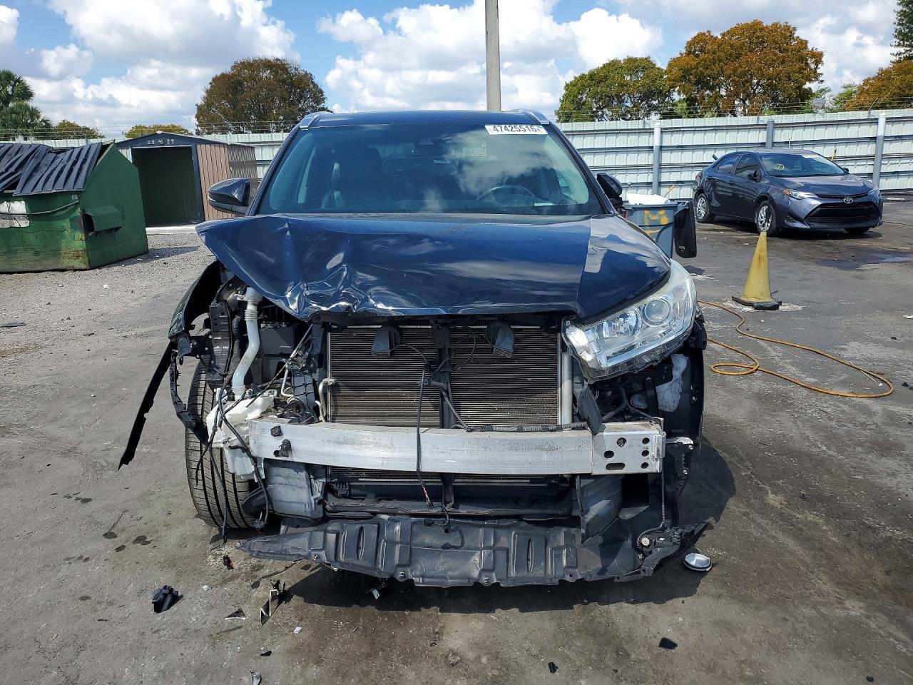 2019 Toyota Highlander Xle - zdjęcie 5