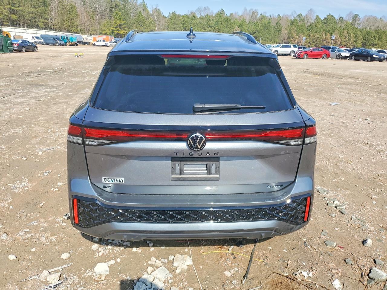 2026 Volkswagen Tiguan Se R-Line Black - zdjęcie 6