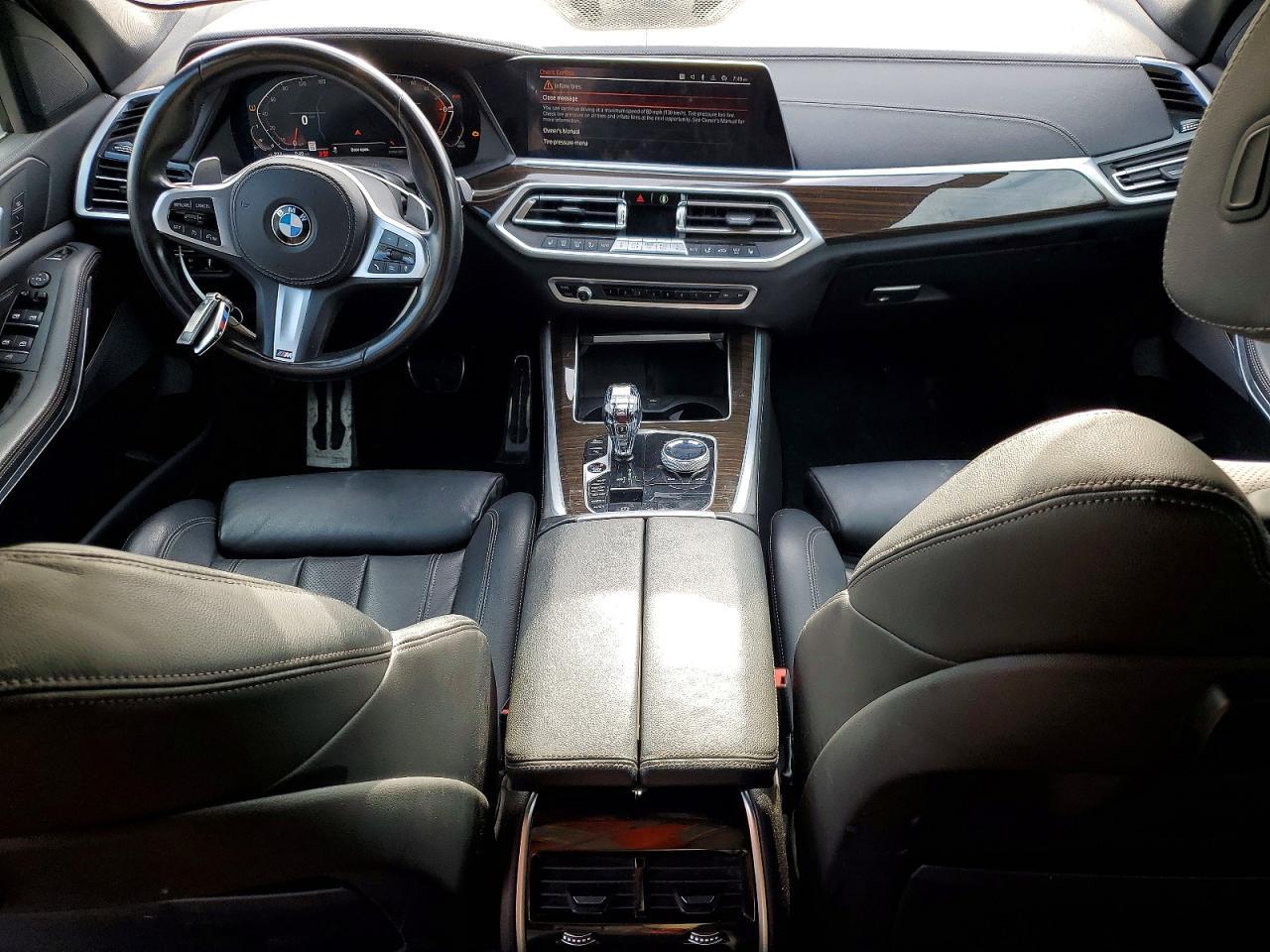 2021 BMW X5 xDrive40I - zdjęcie 8