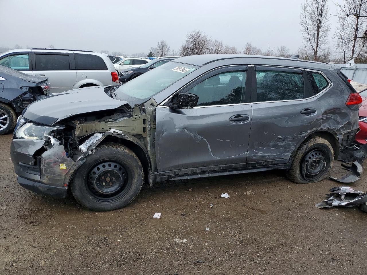 2017 Nissan Rogue S - zdjęcie główne