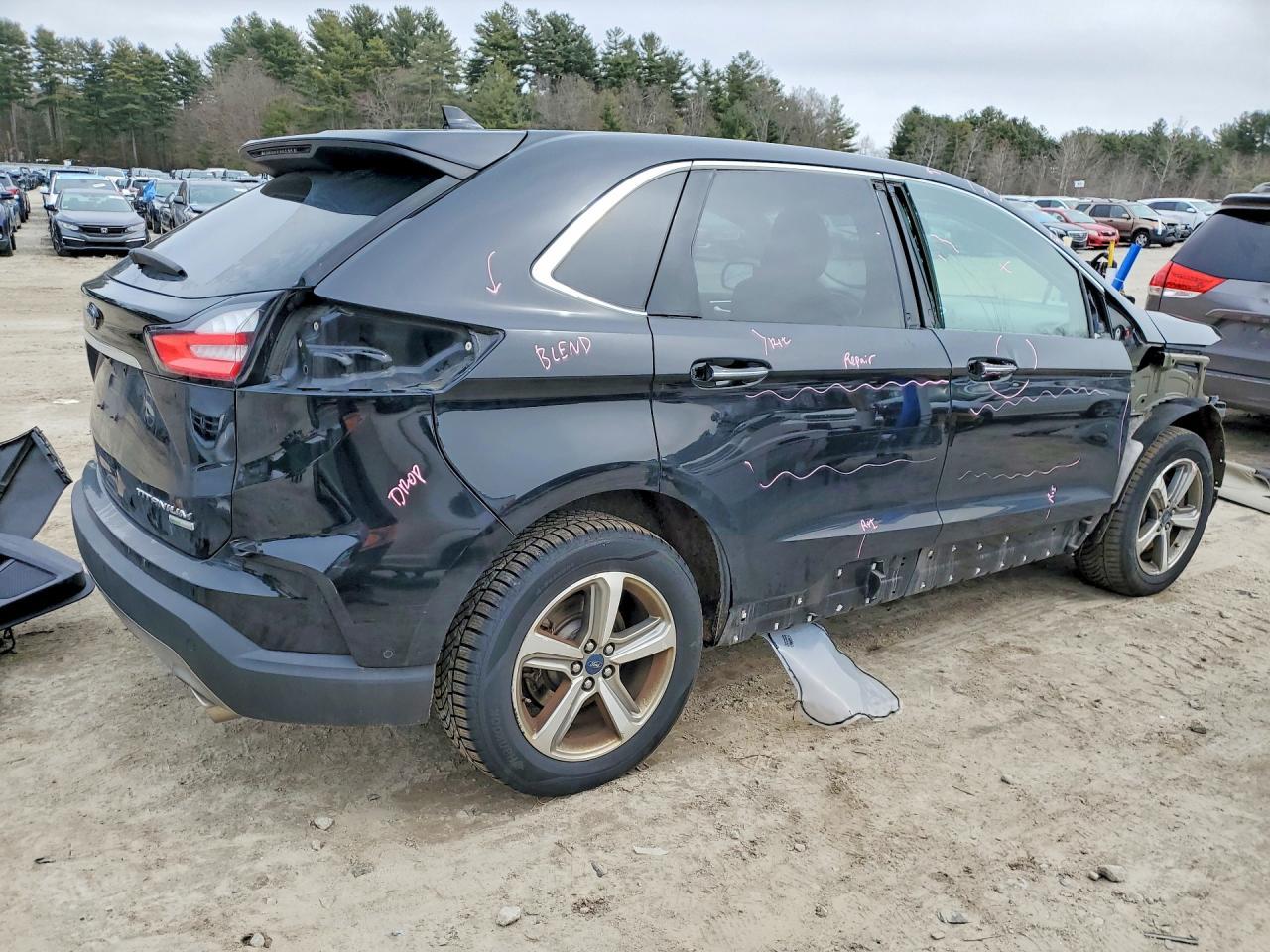2019 Ford Edge Titanium - zdjęcie 3