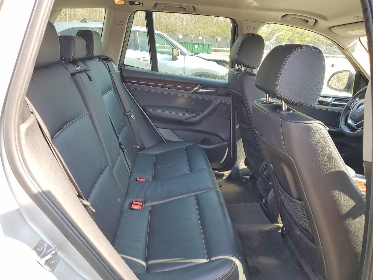 2016 BMW X3 xDrive28I - zdjęcie 11