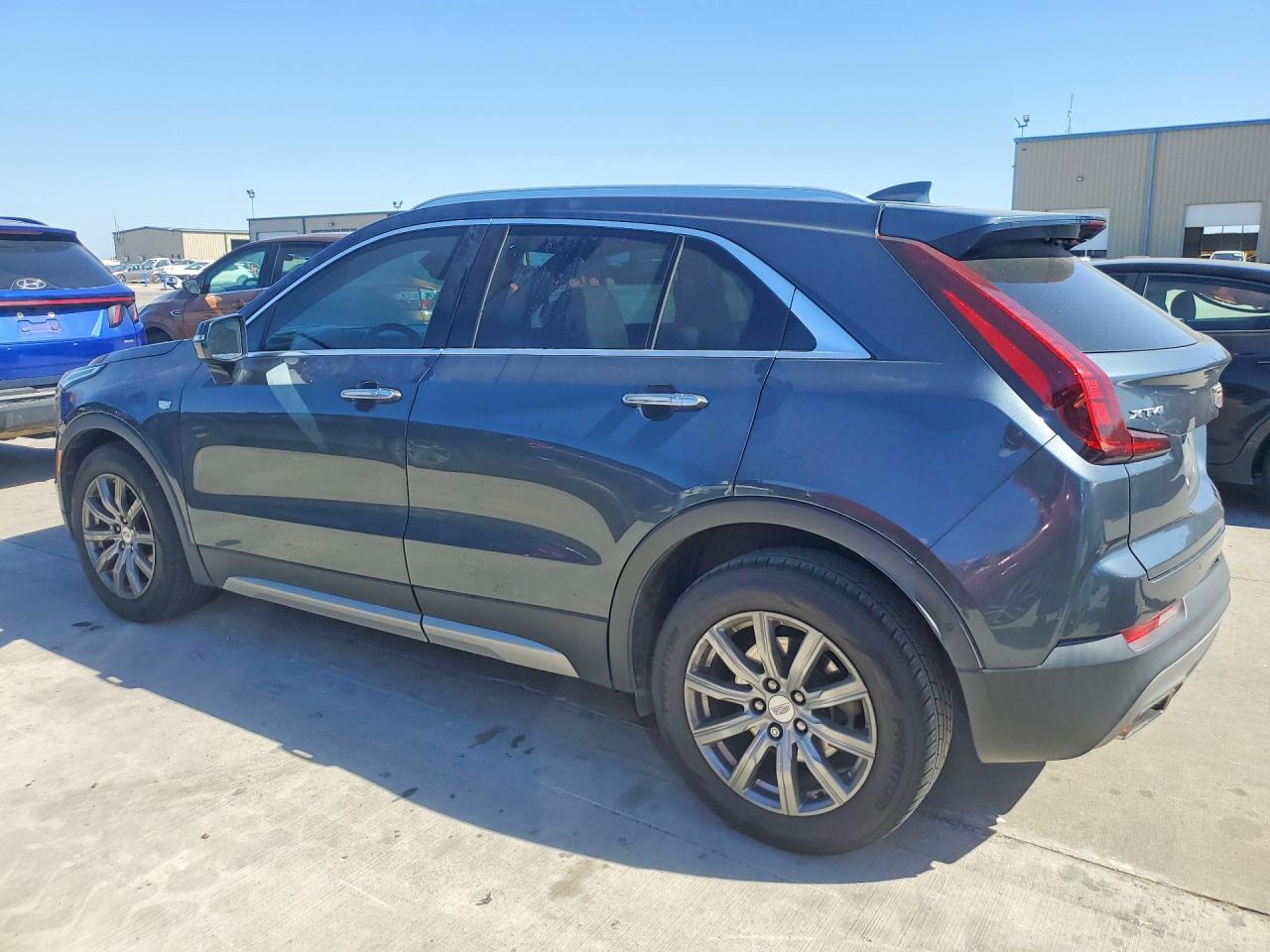 2019 Cadillac Xt4 Premium Luxury - zdjęcie 2