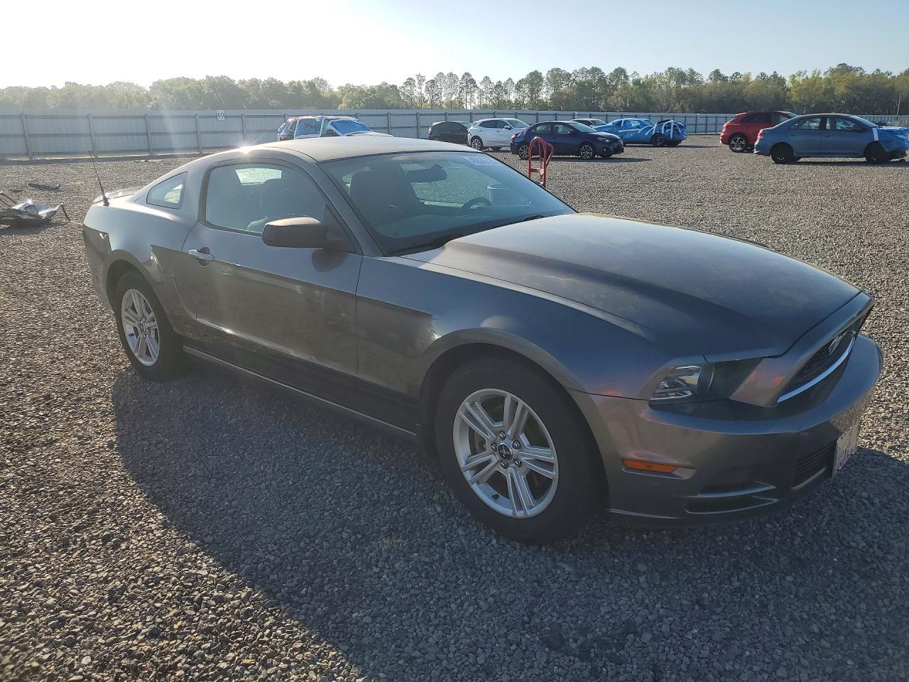 2014 Ford Mustang - zdjęcie 4