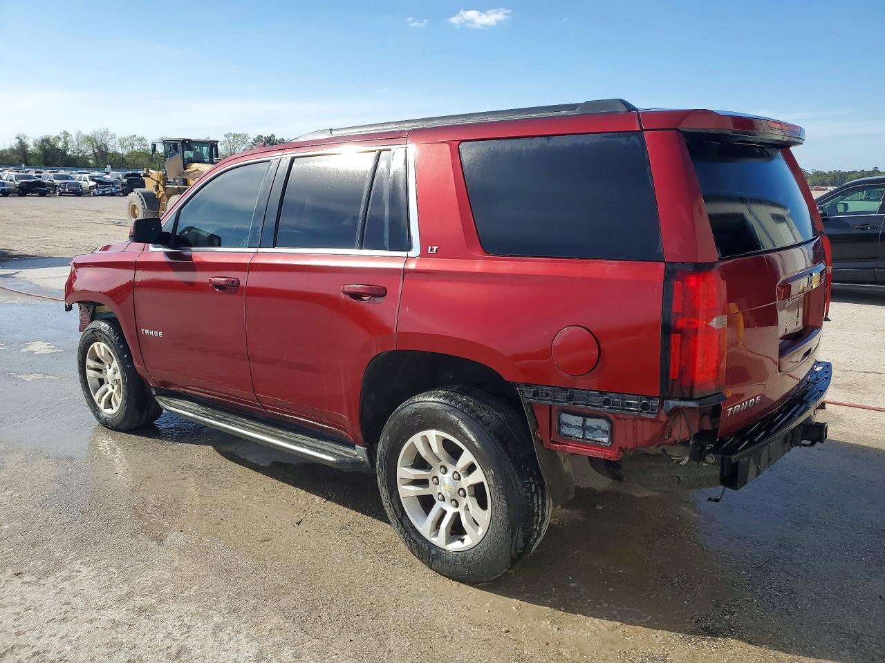 2016 Chevrolet Tahoe - zdjęcie 2