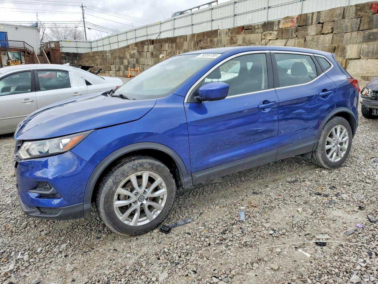 2022 Nissan Rogue Sport S - zdjęcie główne