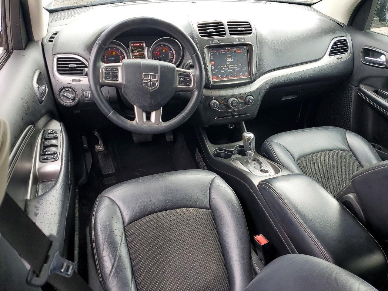 2015 Dodge Journey Crossroad - zdjęcie 8