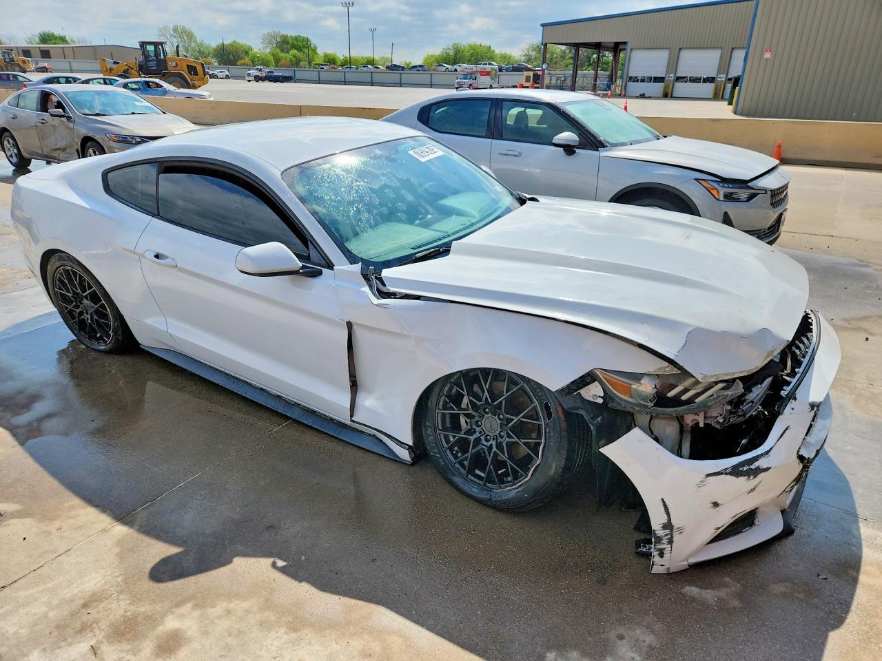 2015 Ford Mustang - zdjęcie 4